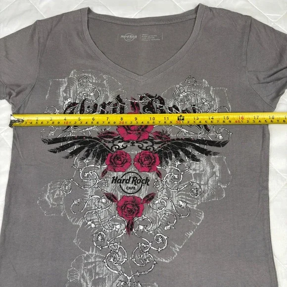 Hard Rock Cafe Aruba Womens Gray V-Neck Graphic T-Shirt Pink Roses Rhinestone S - Picture 7 of 10